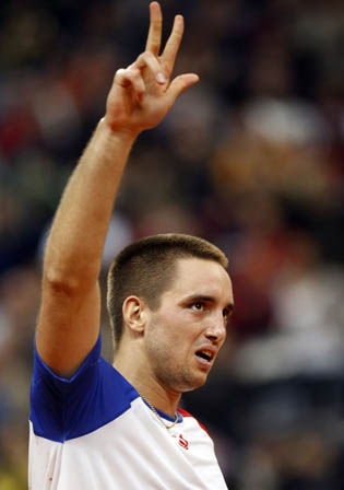 viktor_troicki_tri_prsta